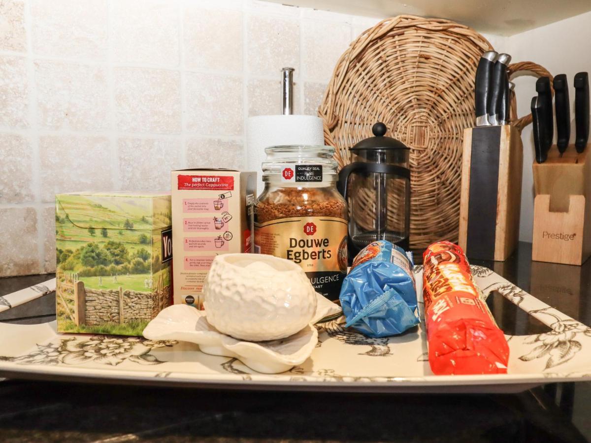 Honeysuckle Farmhouse ทาร์พอร์ลีย์ ภายนอก รูปภาพ